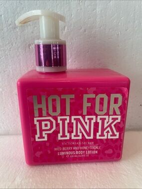 Victoria's Secret Hot For Pink Luminous Body Lotion full size